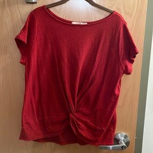 LOFT Red Knotted Short Sleeve T-Shirt - Size L